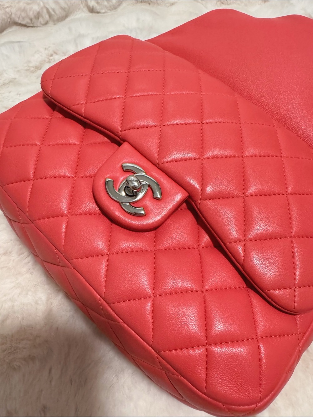 Chanel Red Quilted Backpack In Seoul - Picture 3 of 15